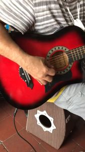 กีตาร์โปร่ง 41 นิ้ว มีจูนเนอร์ ปรับได้เยอะ เสียงดี ล่าสุด คอเล็ก พร้อมกระเป๋า และสายสะพา แอมป์กีตาร์ไฟฟ้า