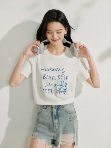 INMAN | Áo Nữ Cotton Thêu Cổ Tròn Tay Ngắn