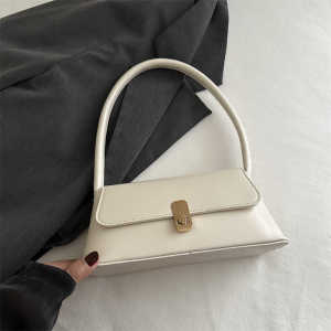 กระเป๋าสะพายไหล่ผู้หญิงแบบทันสมัย กระเป๋าสะพายข้างใต้วงแขนสไตล์เกาหลี กระเป๋าถือหนัง PU ลายผลไม้ ขนาดเล็ก สำหรับวัยรุ่น