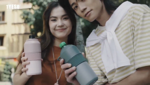 TYESO Vaccum Insulated PET Bottle Holder Keep Drinks Cold (350-680ml/900-1000ml) TS-01004/TS-01005