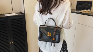 Grosir import jakarta 3064 Aff Tas Beh Free Paper Bag + Tag Label + Gantungan Tas Selempang Wanita Import Fashion