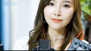 Bansid การ์ดเสียงสดสำหรับมือถือและคอมพิวเตอร์ รองรับอุปกรณ์สองเครื่อง การเชื่อมต่อบลูทูธไร้สาย การปรับแต่งอัจฉริยะ ป้องกันการหมุนหมายเลข ไม่ต้องแก้ไขจุดบกพร่อง