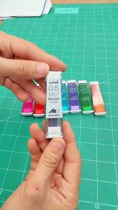 ไส้ดินสอกด สีนาโอน หลอด 20 ในช่วง 0.5 - 1 มม. จำนวน 1 หลอด พร้อมส่ง