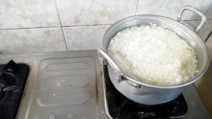 SERBU MURAH Spesial Panci Langseng Kukus Alumunium / Dandang / Steamer (26cm 4 LITER)\nPanci Serbaguna Murah COD