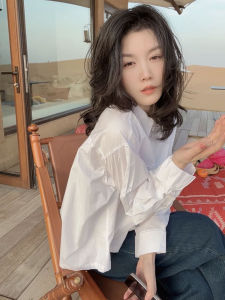 เสื้อเชิ้ตสีขาวสำหรับใส่ไปทำงาน ฤดูใบไม้ร่วง/ฤดูหนาว 2024 เสื้อเชิ้ตผู้หญิงแบบสวมใส่หลายชั้น ดีไซน์หรูหรา เสื้อเชิ้ตแขนยาว