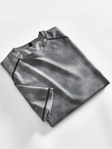 เสื้อยืดคอกลมแขนสั้นผ้ากีฬาสำหรับผู้ชาย ระบายอากาศได้ดี แห้งเร็ว ยืดหยุ่น สวมใส่สบาย ฤดูร้อน 2024