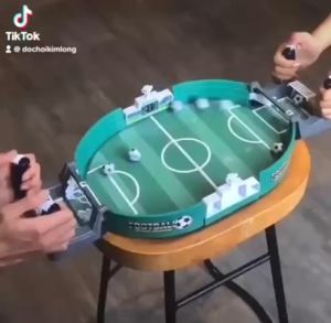 Đồ chơi sân đá banh mini - sân bóng đá mini quà tặng cho bé trai