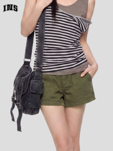 Quần Short Đenim A-Line Ôm Body Có Đai
