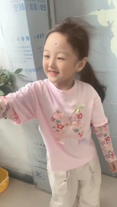 Summer Long Sleeve T-Shirt & Cotton Blouse for Girls: Sunscreen & Breathable Options