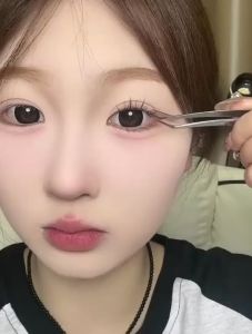 【免胶免卸】假睫毛透明梗自粘单簇猫精灵太阳花懒人三部曲自然【 No glue no removal 】 False eyelashes transparent stem self-adhesive single cluster cat elf sunflower lazy trilogy natural