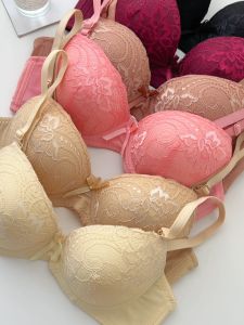 ผลิตภัณฑ์บราผู้ใหญ่เซ็กซี่ สวมใส่สบาย สายสะพายไหล่ปรับได้ ลูกไม้ คุณภาพสูง ไซส์ 34-38 มี 6 สีให้เลือก จัดส่งทันที