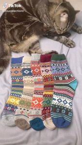 Vớ tất len nam nữ cổ cao retro họa tiết thổ cẩm phong cách vintage thời trang thu đông - Mã TV024