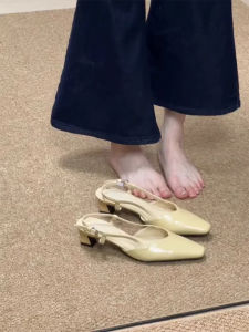 MIFULIAN | Giày sandal nữ bít mũi gót vuông phong cách Pháp