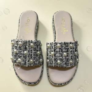 ✨TTFS✨ Pearl Tweed Sweet Coco Sandals Women | Kasut Sandal Wanita Pearl Tweed Gaya Manis VT041