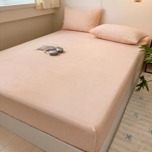 Thick and Soft Coral Fleece Bed Cover