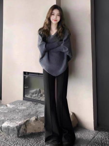 Ladies Soft Cozy Knitted Sweater Batwing Sleeve V-neck Casual Style Early Autumn New Arrival Irregular Retro Lazy Fashion