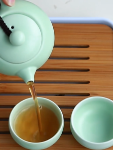 ชุดชงชา สีเขียวไข่กาแบบครบเซ็ต สำหรับบ้าน/ที่ทำงาน กาดินซีซือ 1 ใบ ถ้วย 6 ใบ พร้อมกล่อง