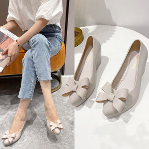 รองเท้าบูทกันฝนยางเยลลี่กันน้ําพร้อมปมผีเสื้อ < Ne1> รองเท้ากันลื่นสําหรับผู้หญิงสวมใส่กลางแจ้งรองเท้าส้นแบน