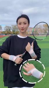 Breathable Elastic Wrist Support Brace Adjustable Strap for Tendonitis Arthritis Pain Relief Left or Right Hand for Sports
