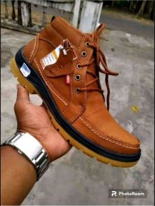 SEPATU KULIT pria dewasa terlaris