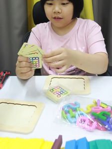 Đồ chơi xếp hình tương tác chữ số từ 0 - 9  bằng gỗ vào bảng giáo dục nhận thức sớm cho bé