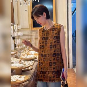 YUFUQING | New Chinese Style Vintage Mid-Length Sleeveless Printed Shirt Women Summer New Design Loose Unique Top High Waist Long Pants