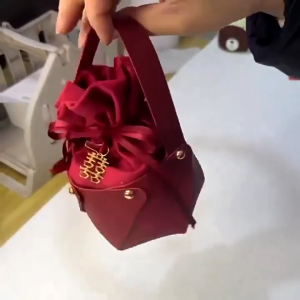 NEW - CHRISTMAS TOTE BUCKET  LEATHER BAG COOKIES KUE KERING SNACK CANDY NATAL - GIFT BOX VELVET GIFT BAG CHRISTMAS EVE - TAS KULIT NATAL