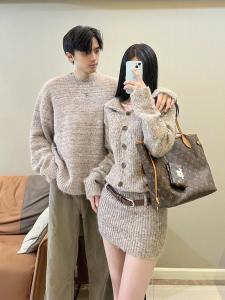 Dệt Kim Thời Trang Của Cặp Đôi Đầm Và Áo Len Retro Pháp Phong Cách Châu Âu Mùa Thu Mùa Đông Hàng Mới Về Rộng Rãi Fit Thoải Mái Mặc