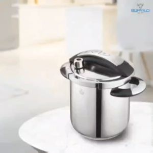 Tiantian BUFFALO 8L NEW PRESSURE COOKER WITH 3 ACCESSORIES STAINLESS STEEL 304 QUICK COOKER  牛头牌8L欧式气压锅快锅 配有盖子和蒸夹