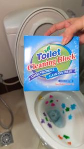 JASMEEN ดับกลิ่นชักโครก ดับกลิ่น ขจัดกลิ่น และทิ้งกลิ่นหอม บล็อกทำความสะอาดห้องน้ำ กลิ่นหอมสดชื่น 6 เอฟเฟ็กต์