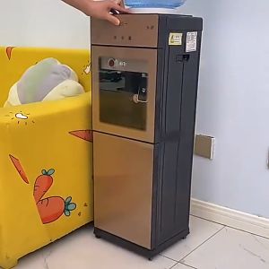 1 Set Isi 4 Roda Tempel Mini Roda Tong Sampah Roda Meja Mini Roda Kotak Roda Furniture Multifungsi