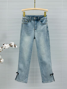 กางเกงยีนส์ทรงตรงเอวสูงสำหรับผู้หญิงไซส์ใหญ่ ทรงสลิมฟิต ยืดหยุ่นได้หลากหลาย ทรงลำลอง ฤดูใบไม้ผลิ ฤดูร้อน ฤดูใบไม้ร่วง ฤดูหนาว