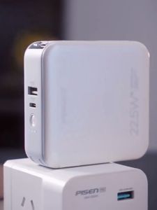 Sạc dự phòng chân cắm PISEN QUICK High Power Box (Lightning&Type-C ) 10000mAh 22.5W hỗ trợ vừa là sạc vừa là sạc dự phòng tích hợp dây sạc cho iPhone / Android -LS-DY236 - BH 24 tháng chính hãng