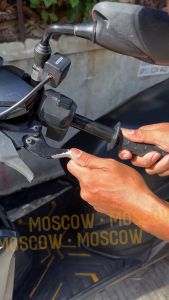 Cara Mengganti Grip Tangan Oktagon Karet Premium & Bandul Stang Motor PCX