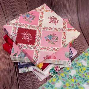 จัดส่งจากจีน [2025][ พร้อมส่ง ] กระดาษเช็ดปากลายดอกไม้แบบใช้แล้วทิ้ง สองชั้น พิมพ์เต็ม ขายร้อน 3.1