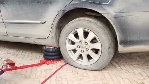 3Ton Pneumatic Airbag Jack Max. Height 400mm Lift Up 5 Second Cars Trucks with Adjustable Long Round Handle Triple Bag