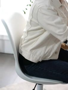 เก้าอี้ เก้าอี้ทำงาน ใช้กับสำนักงาน มีล้อปรับหมุนได้ เก้าอี้ขาเหล็กดีไซน์สวยและนั่งเล่นคอมพิวเตอร์หรือนั่งพักผ่อน พนักพิงตามหลักสรีระศาสตร์ คุณค่าที่ถูกต้อง