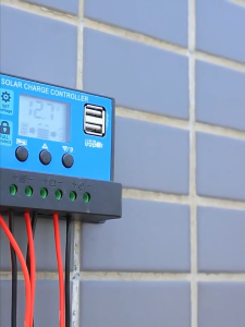 Solar Charge Controller 12V 24V PWM 30A 60A with Adjustable LCD Display Dual USB Port Timer Setting Auto Parameter