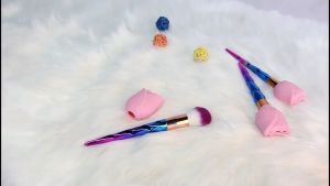 มาเก็บแปรงแต่งหน้า Makeup Brushes Cover สี ซิลิโคน รูปดอกกุหลาบ 3 ขนาด 3 แพ็ค ใช้สำหรับซ้ําผิวหน้า 3 แพ็ค