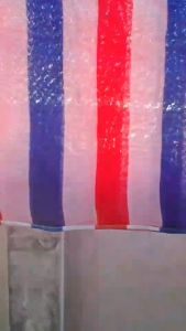 ผ้าขาวม้าไทยเย็บขอบสองรอบทั้งสี่ด้านผืนใหญ่พิเศษขนาด 90x150 ชม. ลายตารางหมากรุกสีธงชาติ ผ้าฝ้ายเนื้อดี สีไม่ตก ซักง่าย แห้งไว