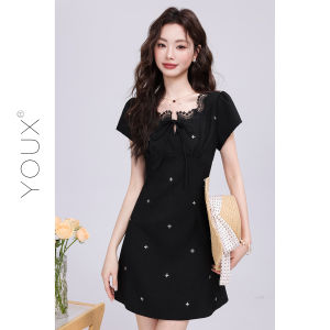 YOUXIANG | Đầm Dài Đính Ren Viền Ôm Eo