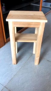 โต๊ะข้างเตียงขนาดเล็ก เฟอร์นิเจอร์ไม้สัก ไม้สักทอง สินค้าคุณภาพ ราคาผู้ผลิต งานทำมือทุกชิ้น สินค้าพร้อมส่ง TH020