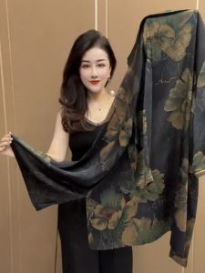 Fall 2024 New Style Thin Sleeveless Slimming Loose Fit Midlife Mom Casual Shirt Womens Outerwear Polo Collar Single Button