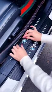 Stiker Kaki Pintu Mobil Anti Lecet: Pelindung Injakan Kaki Mobil