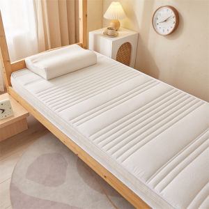 เวิร์คช็อปสินค้าที่ดีที่นอนยางพาราสีน้ําตาลมะพร้าวปานกลางนุ่มและแข็งพับได้สําหรับผู้ใหญ่ Sleep Aid ผลิตภัณฑ์ที่ผ่านการรับรอง