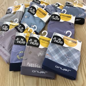 กางเกงบ็อกเซอร์ชายผ้าฝ้ายแท้ระบายอากาศสบายพิมพ์ลายเอวกลาง กางเกงบ็อกเซอร์ชายทรงบ็อกเซอร์สี่เหลี่ยมแบบลำลองสำหรับเยาวชน