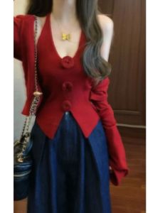 CHANGTONG | Red Hanging Neck Vest Cardigan Two-Piece Set Sweet And Spicy Jazz Top Beautiful And Stylish Long Sleeve V-Neck Cotton Blend