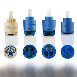 ชิ้นส่วนอุปกรณ์ครัวผสมเซรามิกสำหรับจุดประปาอุปกรณ์ครัวและห้องน้ำที่ใช้งานได้ดี