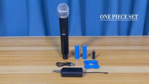 UHF Wireless Dual Mircophone Handheld Dynamic Microphone Karaoke Microphone with Rechargeable Receiver
