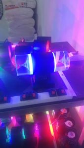 Đèn chày led pha lê hình tháp bảy màu